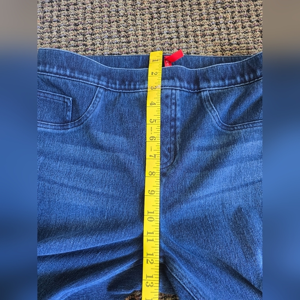 SPANX Blue Skinny Jeans with Subtle Fading - Picture 7 of 9